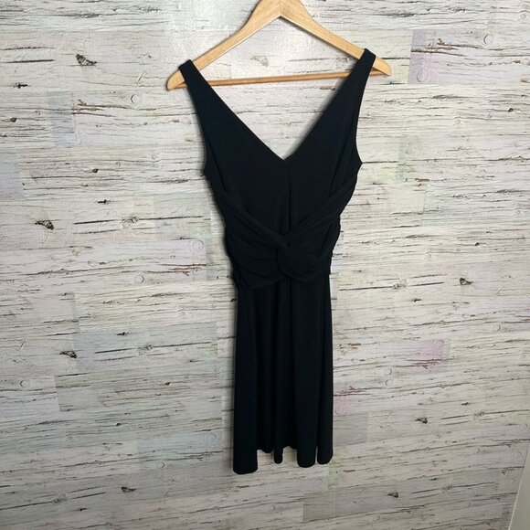 Joseph ribkoff black dress size 4 swing - Picture 8 of 8